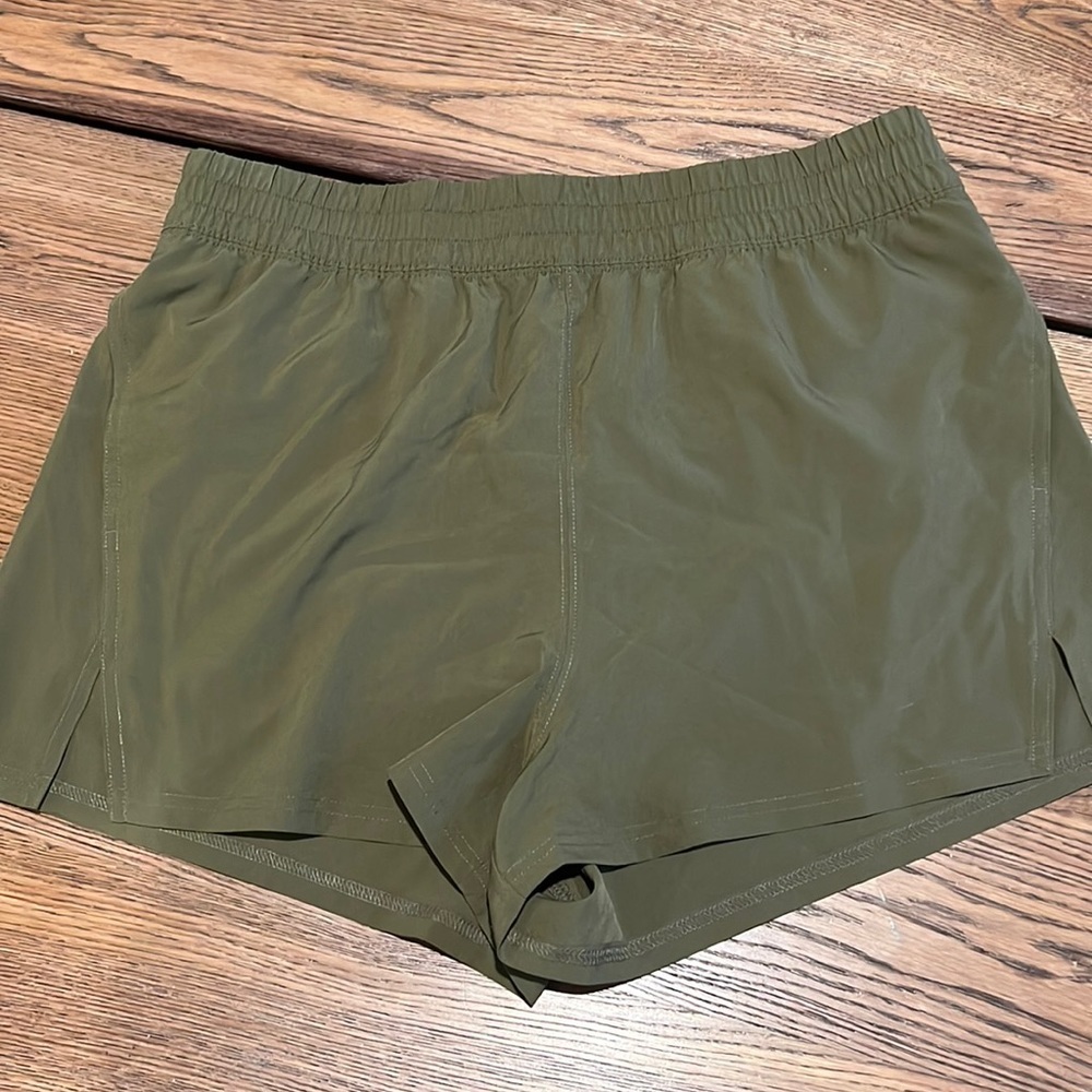 SO side slit running short size XL